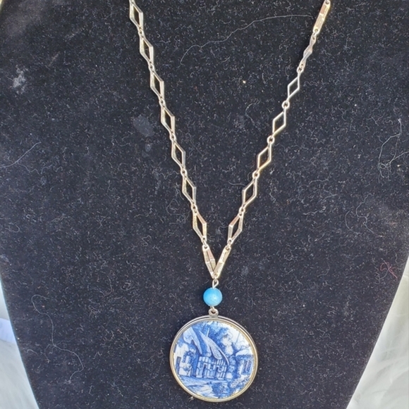Vintage Delft Locket - Picture 3 of 8
